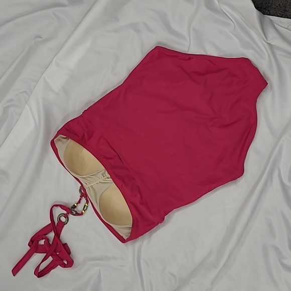 Merona Swimsuit 👙 - Picture 3 of 5